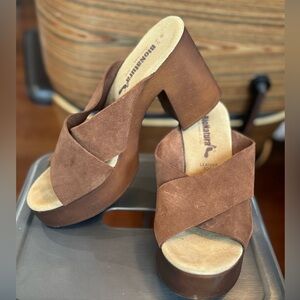 Bionatura brown leather heeled sandals size 41 or 9.5 womens